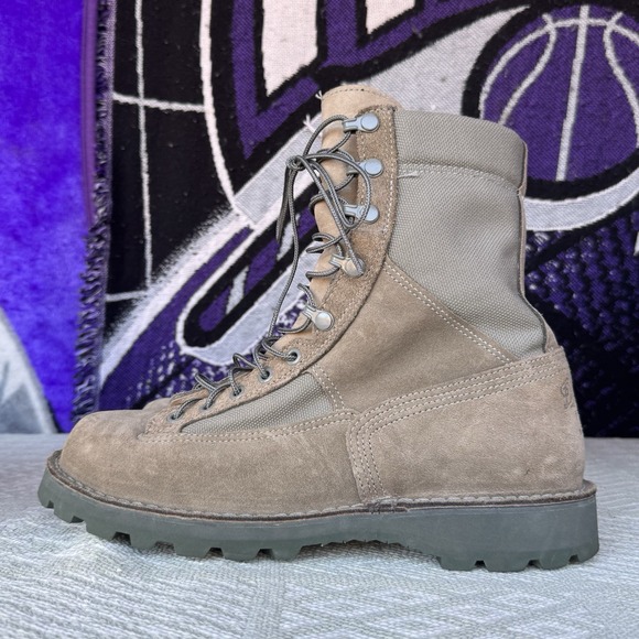 Size 10 - Danner USAF 8" Sage Green GTX Boots 26058 Men's - Picture 1 of 10